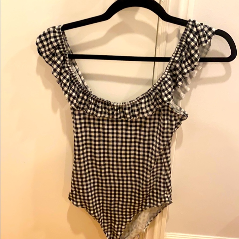 Gingham bodysuit